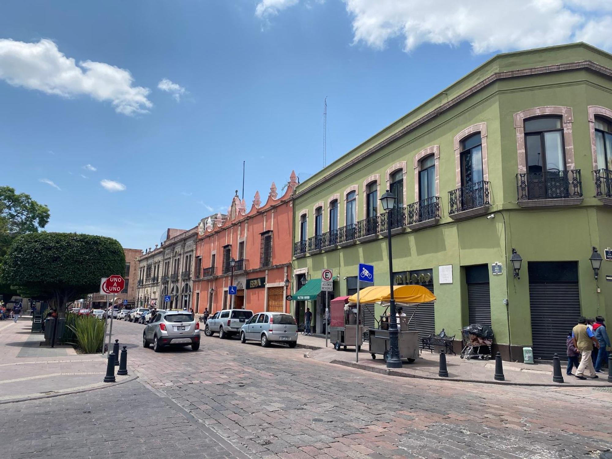 Holiday Inn Queretaro Zona Krystal By Ihg Exteriör bild